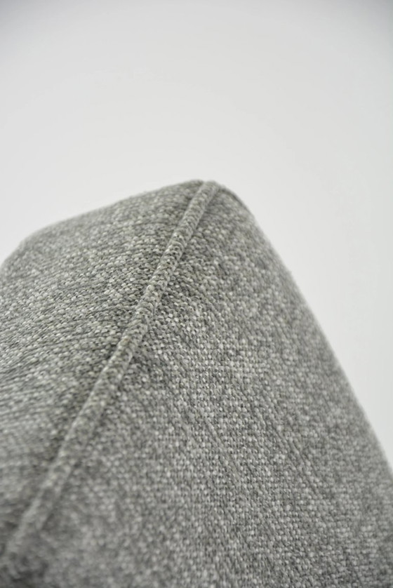Image 1 of Poltrone KOMPAS in grigio screziato e bianco