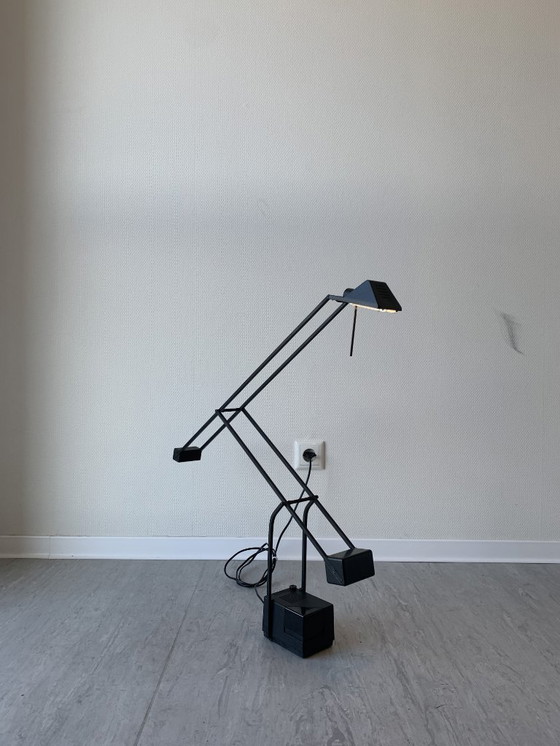 Image 1 of Fase contragewicht bureaulamp – Madrid, jaren ’80 – origineel met sticker