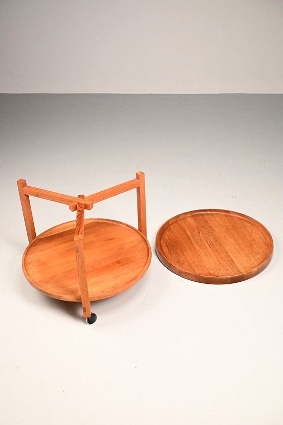 Image 1 of Carrito de té de roble