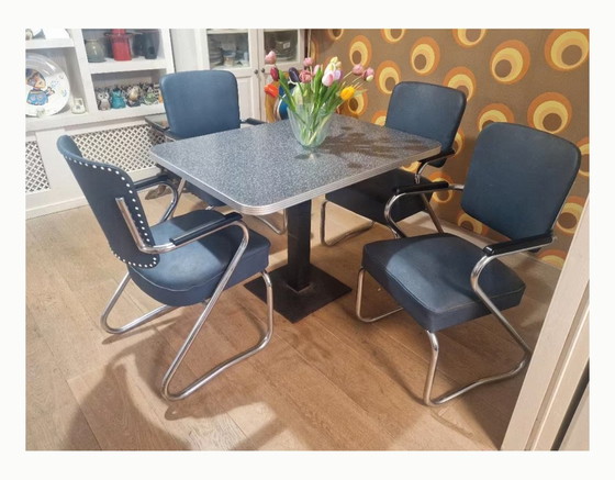 Image 1 of Paul Schuitema Fana Stühle mit Rohrrahmen und Tisch