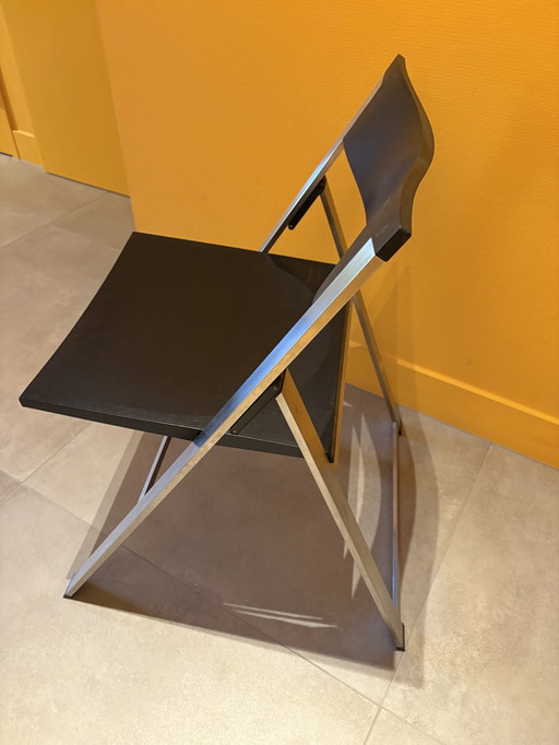 Pila chair designed by Peretti for Castelli