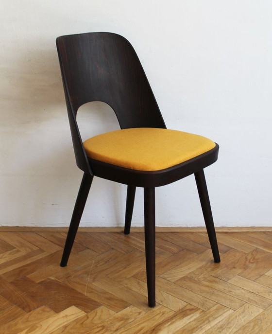 Image 1 of Set van vier eetkamerstoelen van Oswald Haerdtl