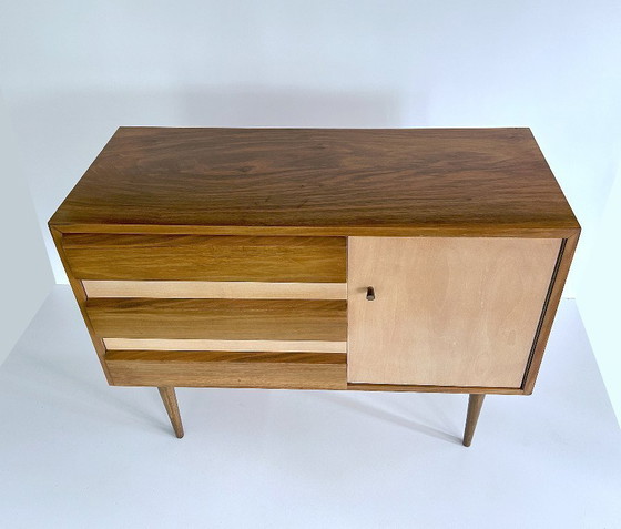 Image 1 of Credenza di metà secolo