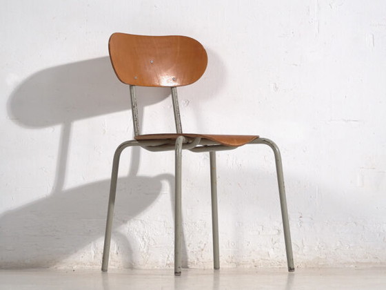 Sedia da scuola stile Mid-Century (c.1950) – Sedie da pranzo, Wood, Metal, Retro (photo 12 of 16)
