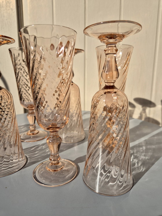 Vintage Arcoroc / Luminarc Rosaline Pink Swirl Champagneglazen – Set van 8 (Frankrijk) – Glazen & Karaffen (photo 11 of 15)
