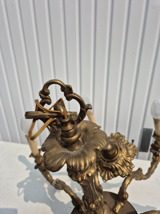 Image 1 of Prachtige gedecoreerde nederlandse massieve  bronzen kroonluchter 