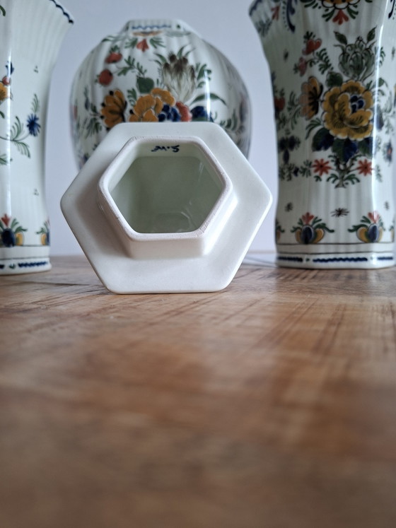 Original Royal Delft / Porceleyne Fles Polychrome Mantel Set (1979) with Certificates & Original Purchase (photo 6 of 9)