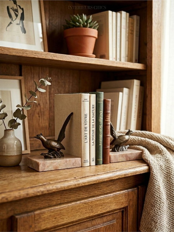 Image 1 of Pair of Art Deco bookends with birds – patinated spelter and pink marble – vintage – 1930s