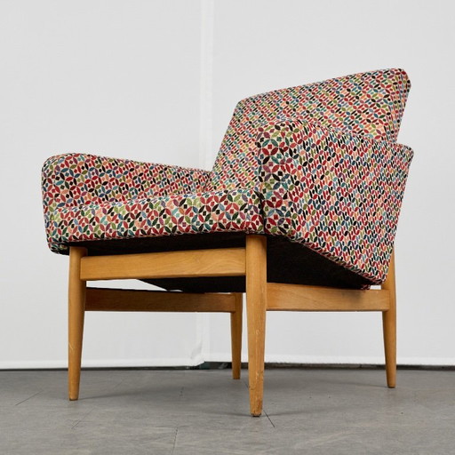 Fauteuil vintage, TON, années 1960, Tchécoslovaquie – Textile, Wood (photo 2 of 12)