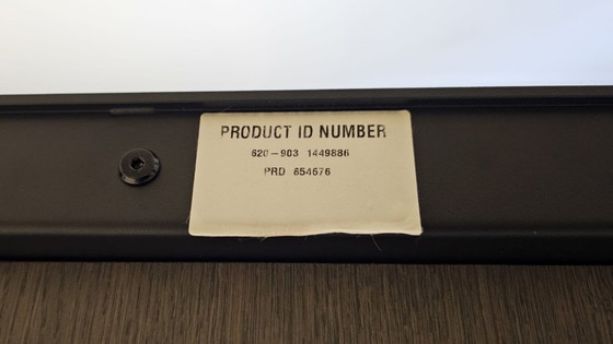 Image 1 of Leolux kalia eetkamertafel 280x100; blad = eiken; frame = epoxy; pootdoppen = zwart