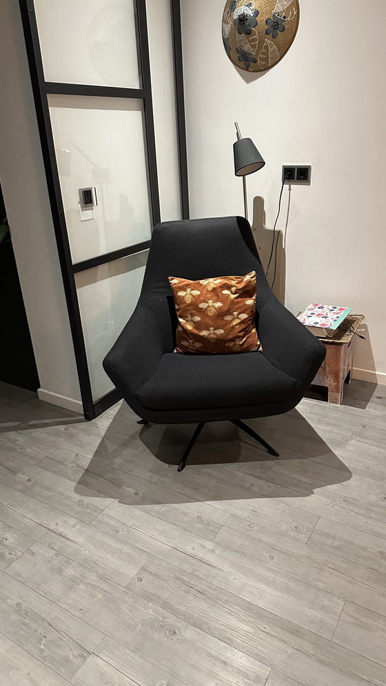 Image 1 of Poltrona girevole Studio Mik