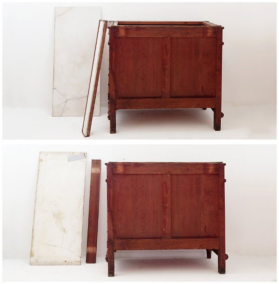 Image 1 of Cómoda de pino oscuro con acabado imitación bambú - Finales del siglo XIX