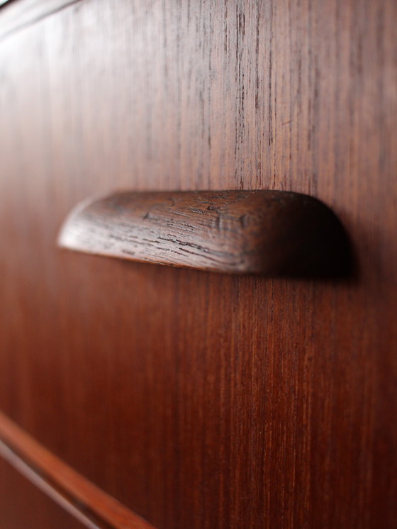 Image 1 of Vintage Danish chest of drawers in teak by Ølholm Møbelfabrik 