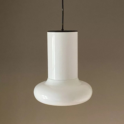 Lita suspension model 6062. White. 1970