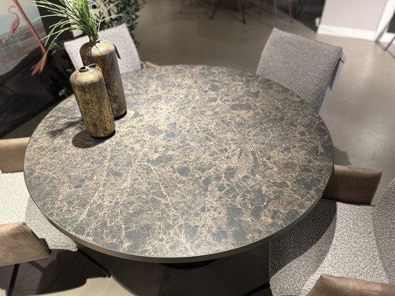 Image 1 of Best Basics Sienna dining table - Ø130