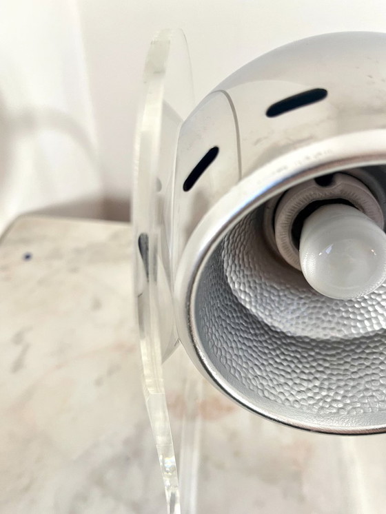 Image 1 of Lampada da tavolo vintage in acrilico Space Age di Gino Sarfatti per Arteluce, Italia, anni '60/'70