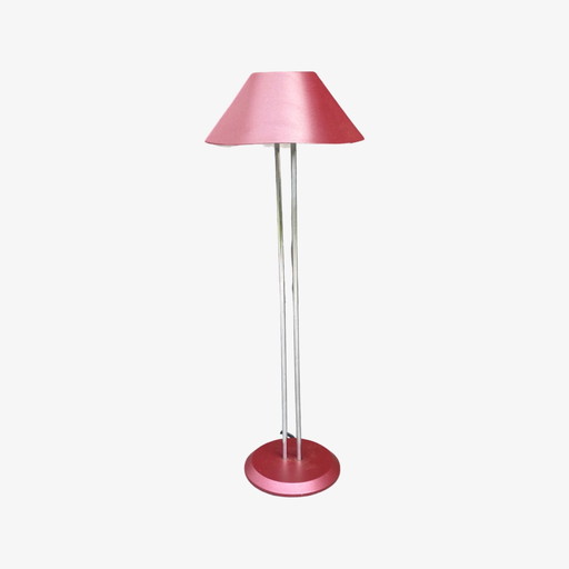 Lámpara vintage de metal roja