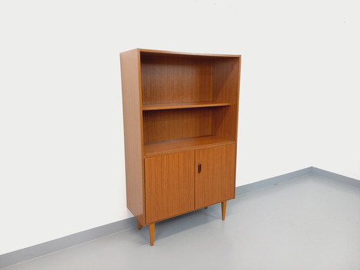 Scandinavische boekenkast in melamine en teak uit de jaren 60