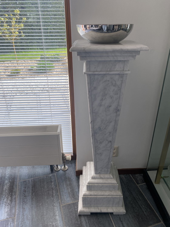 Image 1 of Colonne en marbre massif