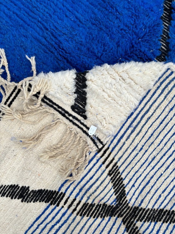 Image 1 of Beni Ouarain Teppich – 185 x 250 cm – Handgewebte marokkanische Wolle – Blau & Elfenbein