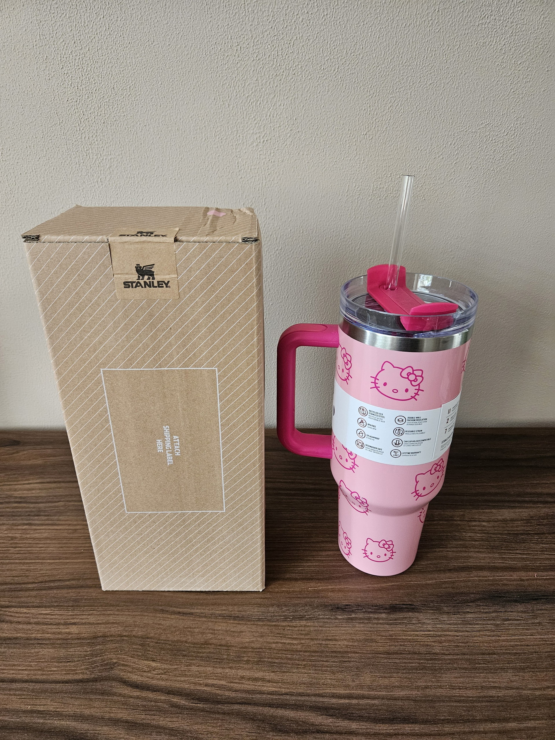 Stanley Quencher Hello Kitty Cup | €49 | Whoppah