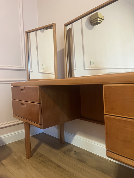 Image 1 of Vintage Italiaans make up meubel 