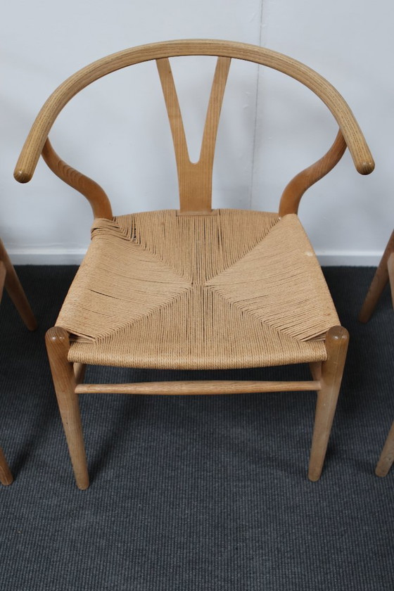 Image 1 of 4x Hans J. Wegner CH24 Sedie a spina di pesce in quercia, anni '70 Danimarca