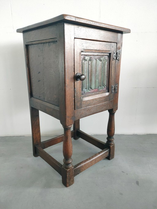 Antieke eikenhouten English Revival (style) Sokkelkast (tudor- Jacobeaanse style)