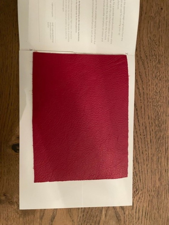 Image 1 of Fauteuil inclinable, modèle Musterring, cuir rouge, très bon état