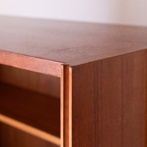 1x Vintage Italian Freestanding Teak Bookcase / Wall Unit in the Style of Dassi – Brass, Wood (photo 9 of 16)