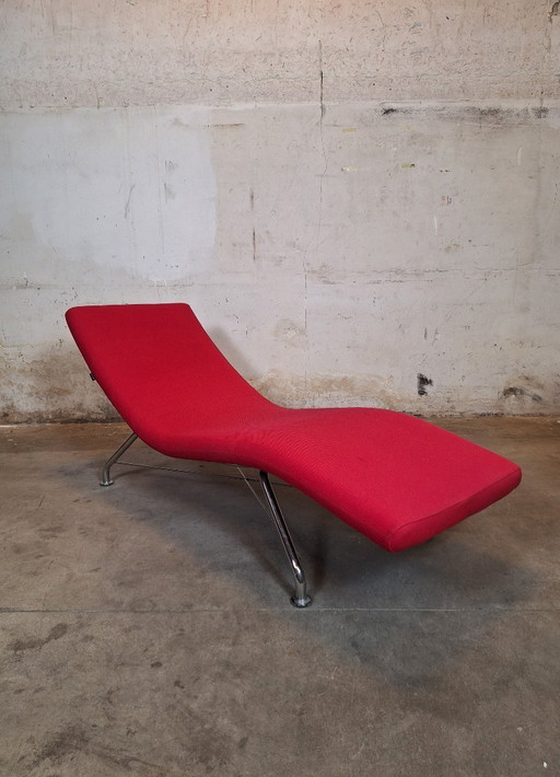 Chaise longue Softline Sense en tela roja
