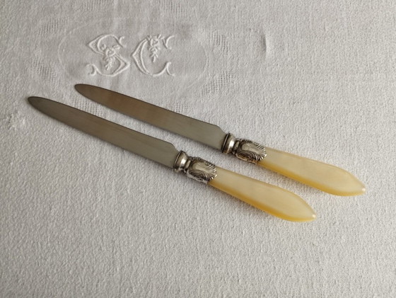 Image 1 of Een set SABRE tafelmesjes en een vintage broodmes.