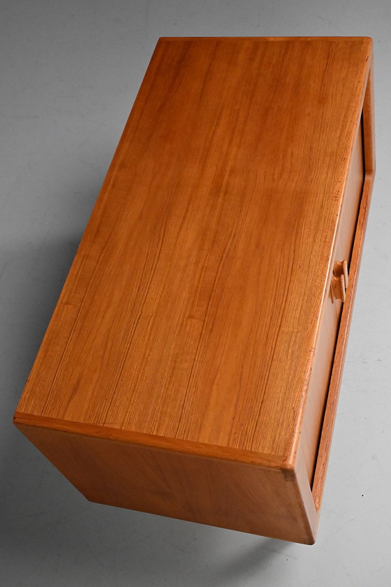 Image 1 of Buffet Silkeborg à portes tambour