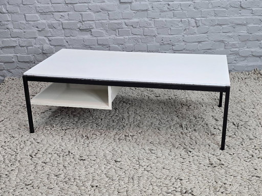 Mid-Century Dutch Design White Coffee Table Model 3666 Designed by Coen de Vries for Gispen, 1960s.
