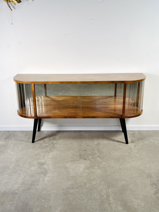 Art-Deco-Vitrine