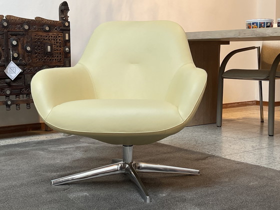 Image 1 of Pode Spot One Swivel Armchair