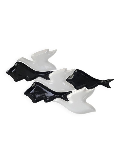 Bird and fish dishes according to Escher