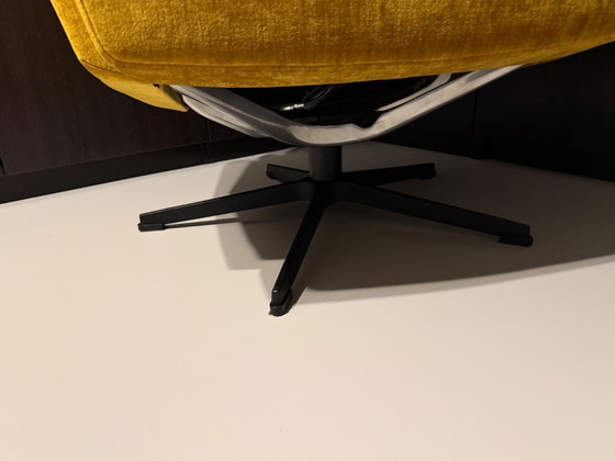 Image 1 of Conform Recliner