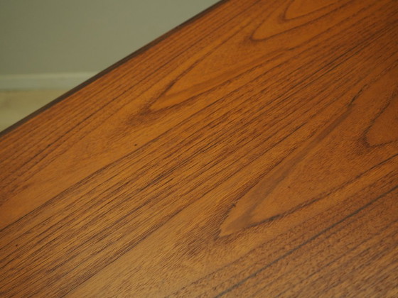 Image 1 of Table en teck, design danois, années 1970, production : Danemark
