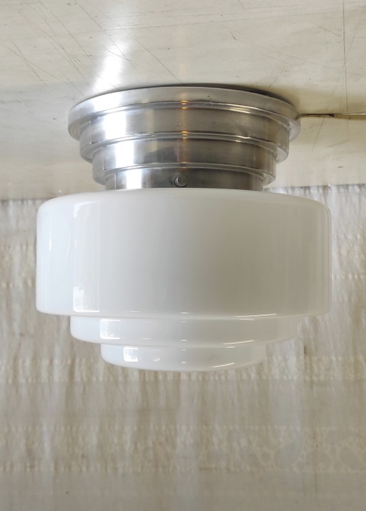 Lámpara de techo con globo opalino estilo Bauhaus - años 30/40