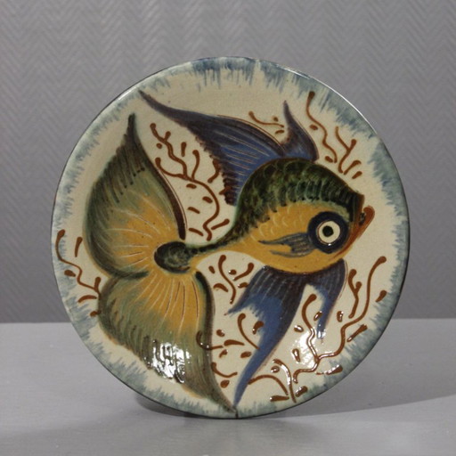 Puidgemont - Gran plato de pared con motivo de peces, terracota vidriada, España, siglo XX