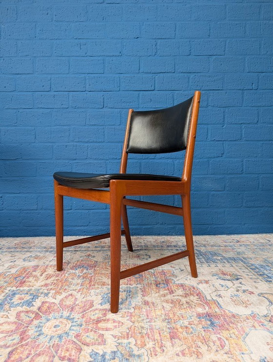Image 1 of 4x Danish Design Chairs, Designed By Kai Lyngfeldt Larsen For Søren Willadsen, 1960s