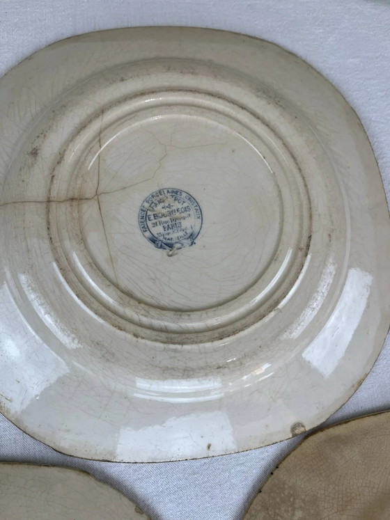 Antiker Teller aus dem späten 19. Jahrhundert. – Geschirr, Porcelain (photo 13 of 15)