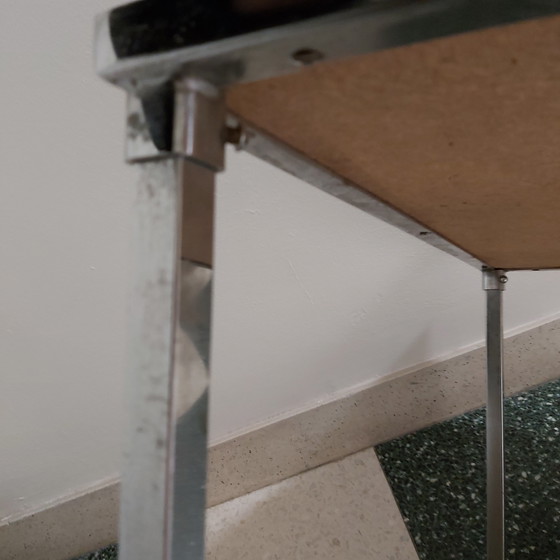 Image 1 of Petite table d'appoint vintage Belarti avec carreaux cuits peints à la main.