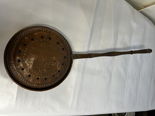 Copper basin , 19th century Chaufferette