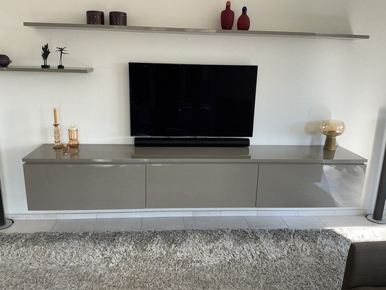 Image 1 of Mobiletto a muro Interlubke