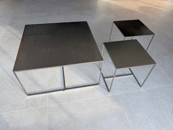 Minotti set di 3 tavoli in metallo spazzolato Leger – Tavolini da caffè (photo 2 of 5)