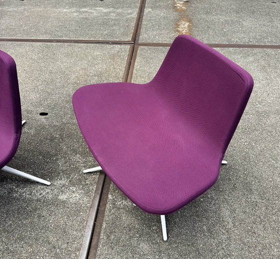 Image 1 of 2x Hay Ray swivel lounge fauteuils