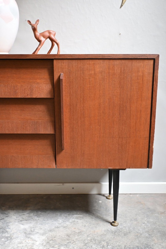 Image 1 of Teak Houten Kastje Jaren 50 Op Ranke Pootjes