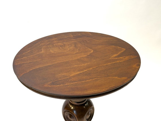Image 1 of Beistelltisch aus Holz mit Sockel – nach Art von Charles Dudouyt